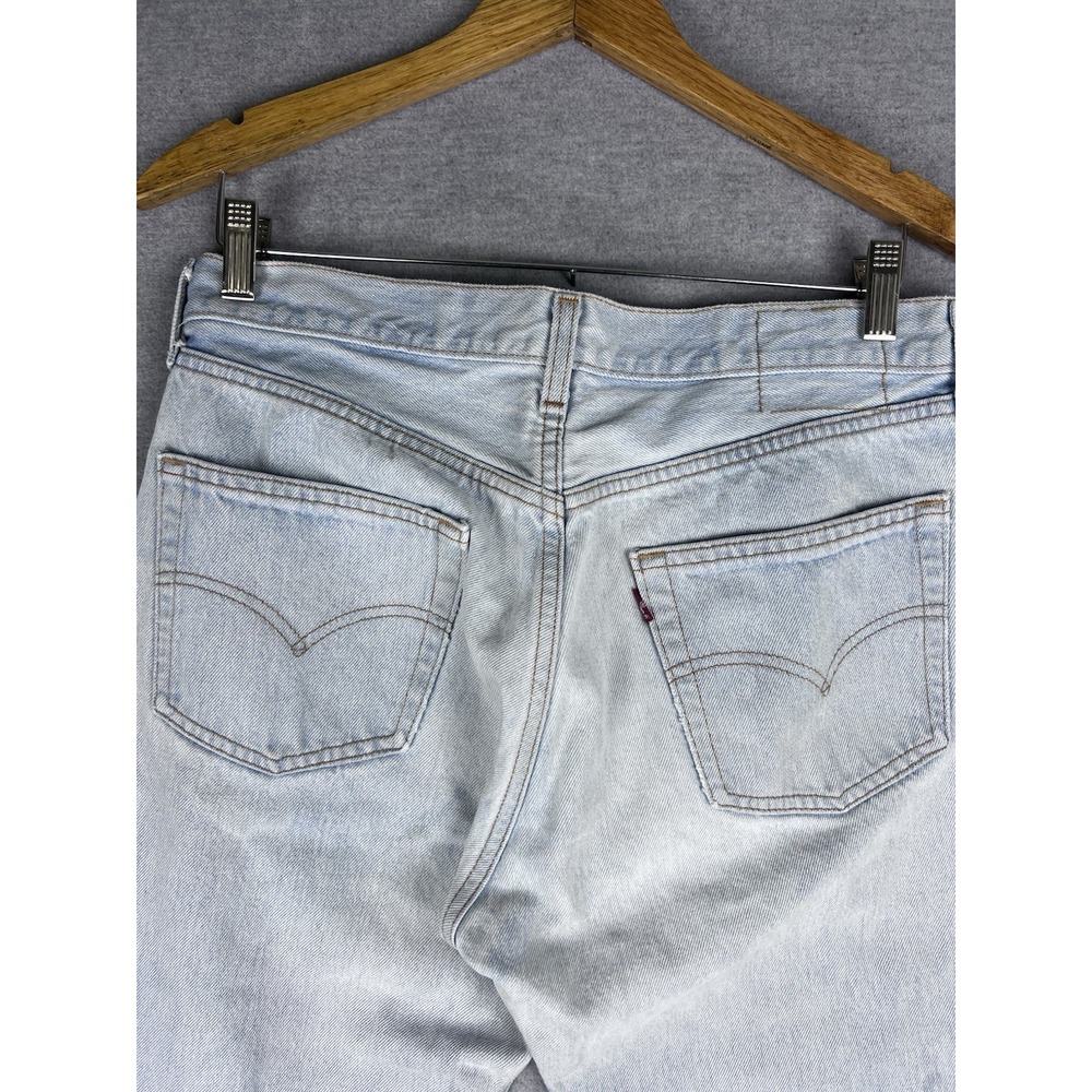 Levis 501 Vintage USA Made Light Wash Straight Leg Denim Jeans 34x32